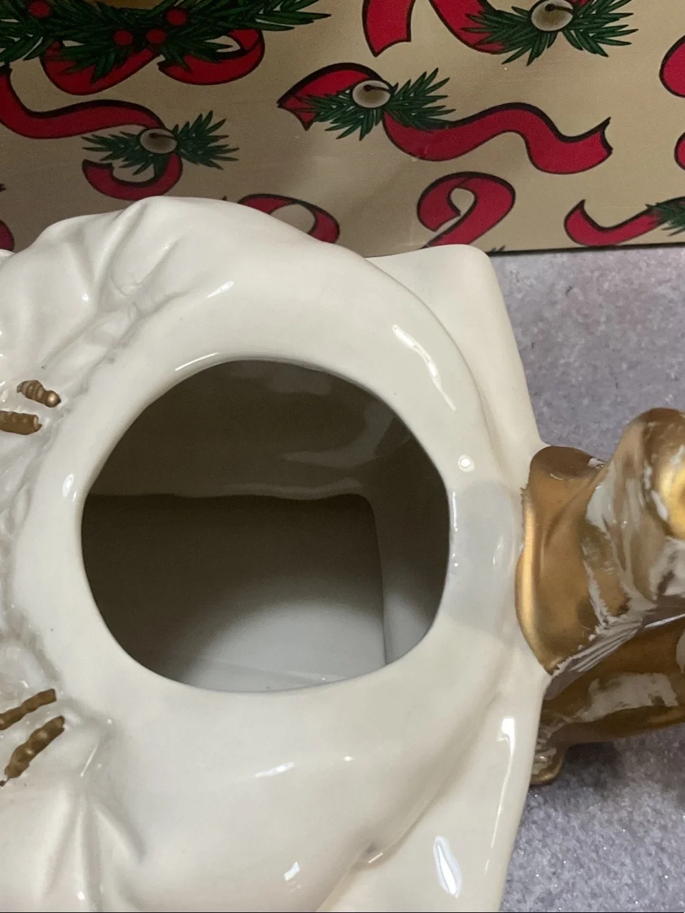 White & Gold Santa Sleigh Teapot